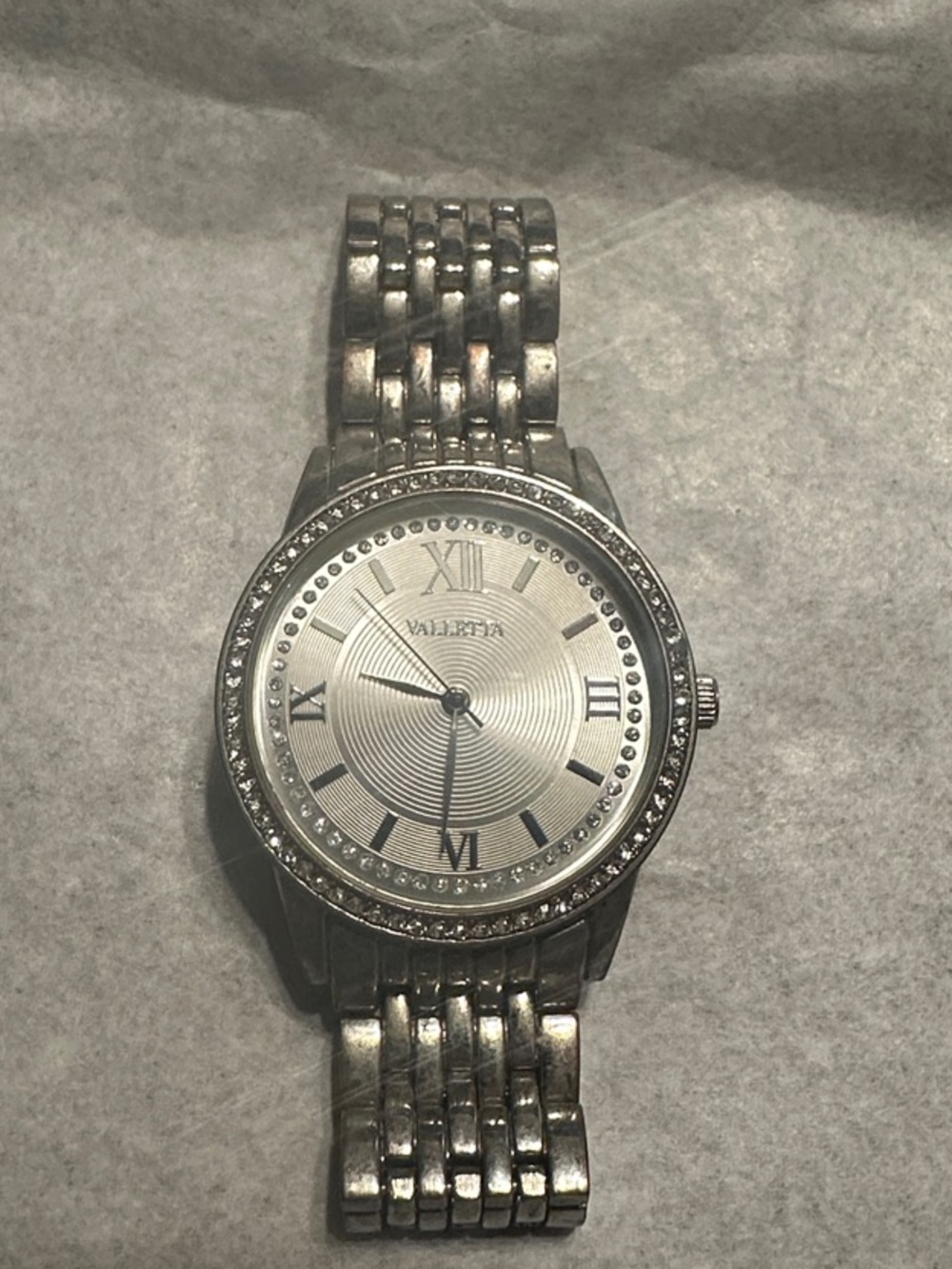 Valletta Silver-Tone Crystal Bezel Analog Watch | Roman Numerals | Quartz